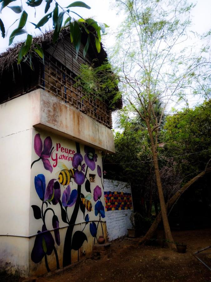 A Pousada Peace Garden Auroville Exterior foto